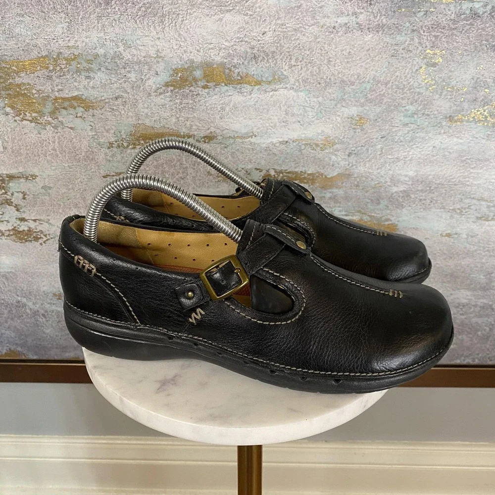 Clarks Unstructured Shoes Womens Size 9 Black Leather Mary Jane Comfort Flats